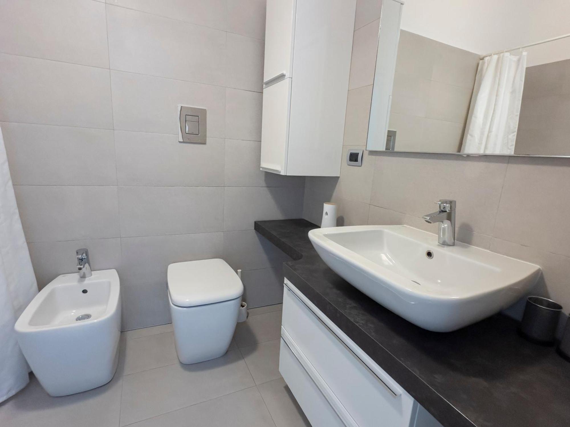 Luxury Apartment - Cesare Battisti 26A サン・ドナート・ミラネーゼ エクステリア 写真